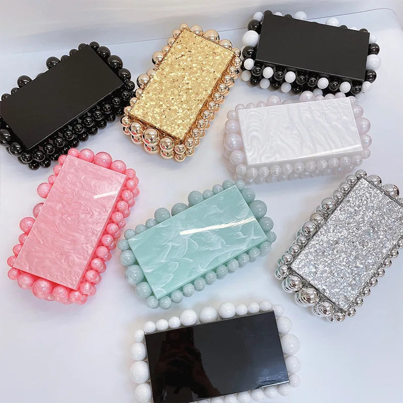 Clutch-Tasche aus Acryl in Marmoroptik
