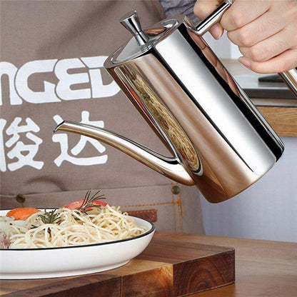 500/700ml Stainless Steel Olive Oil Bottle Vinegar Dispenser Sauce Seasoning Batcher Can Pots Oil Container Kitchen Accessories - Lily Depot
