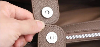 Mittelgroße Tasche Stella aus Echtleder
