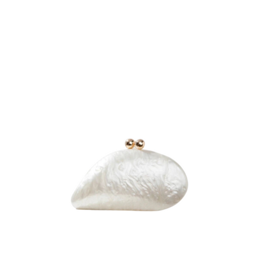 Clutch aus Acryl in Perlmutt-Muscheloptik Livia