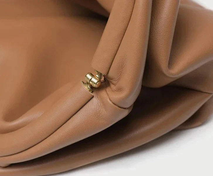 Kleine Pouch-Tasche Valentina