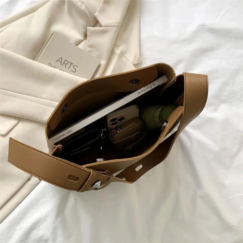 Tasche aus Echtleder + Necessaire - Glass