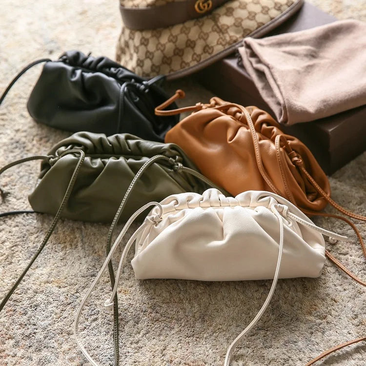 Kleine Pouch-Tasche Valentina