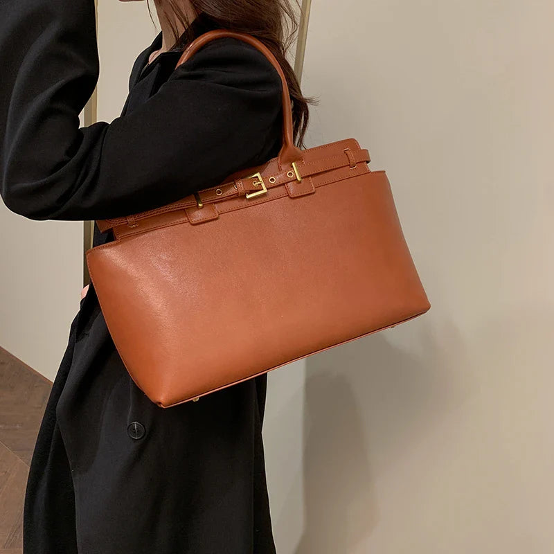 Tasche aus Echtleder - Faye