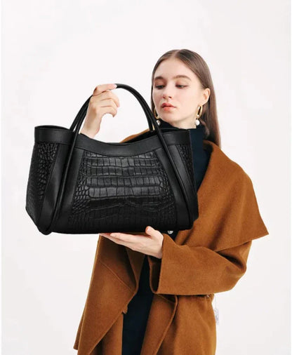 Mittlere Tasche aus Echtleder Chloe Croco