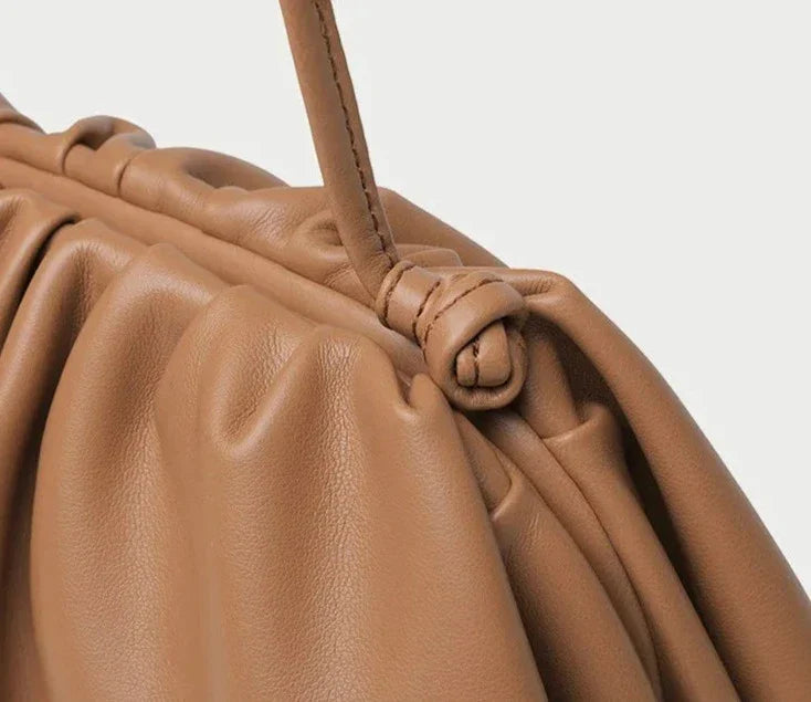 Kleine Pouch-Tasche Valentina