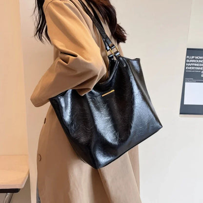Tasche aus Echtleder - Bless