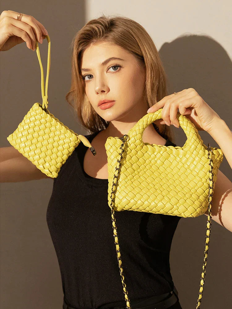 Kleine geflochtene Tasche Kátia