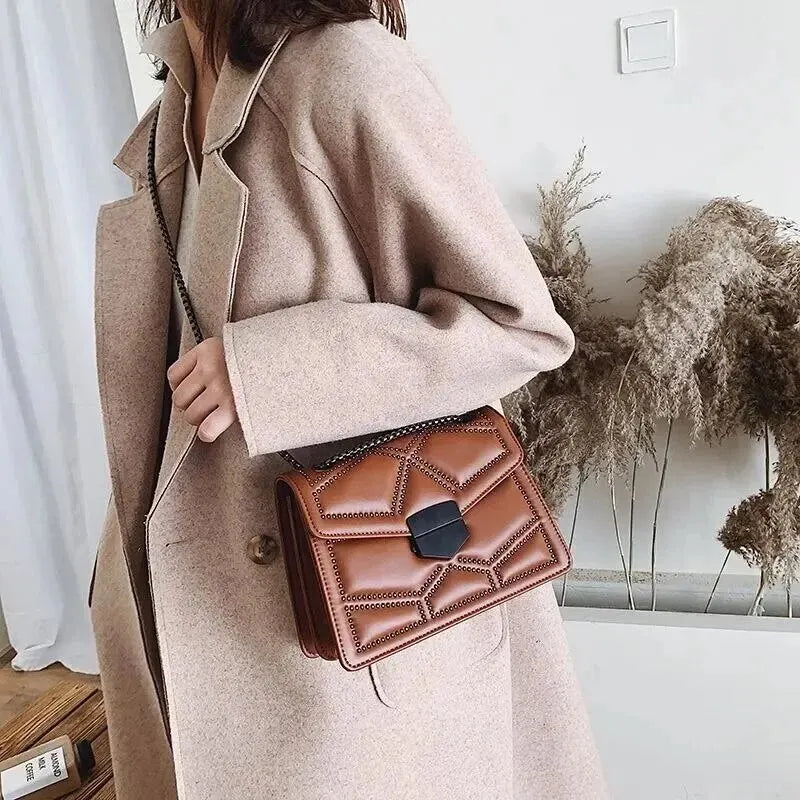 Kleine Tasche aus Echtleder - Eyla