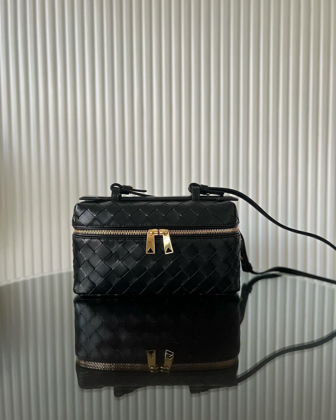 Kleine geflochtene Tote-Tasche Bellatrix