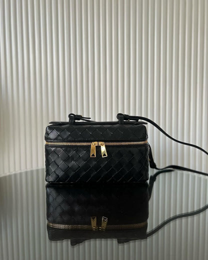 Kleine geflochtene Tote-Tasche Bellatrix