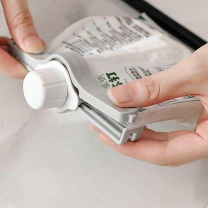 Seal Clamp Coffee Package Storage Clip With Lid Kitchen Accessories Food Fresh Tools Seasoning Sealing Clip Condiment Snack Bag - Lily Depot