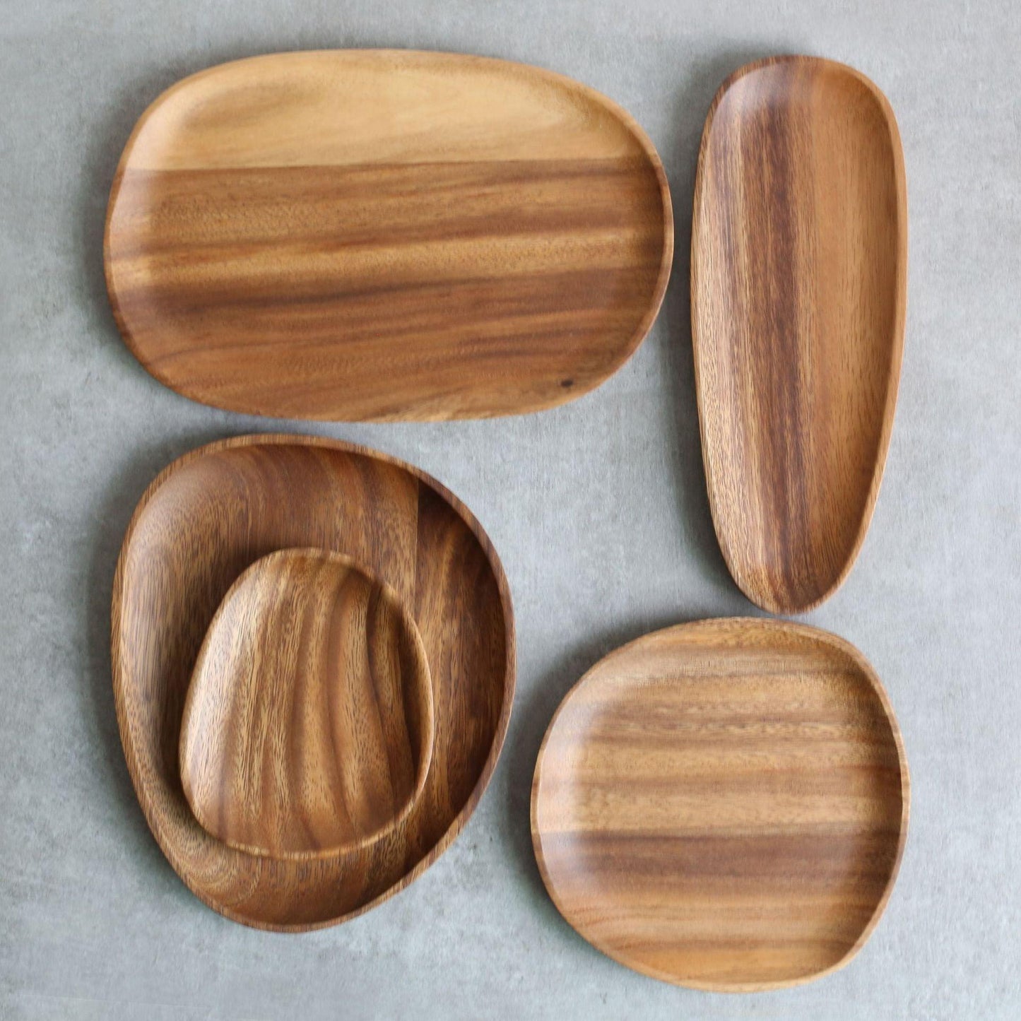 Walnut & Acacia Irregular Oval Solid Wood Dinner Plate Wooden Serving Decorative Tray, for Dishes Snack, Dim Sum, Fruit, Dessert - Lily Depot
